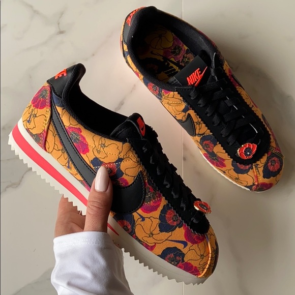 NWT Nike Cortez LX floral - Picture 2 of 7